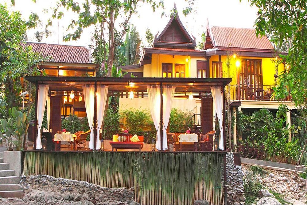 Zantiis Ndol Villas Muak Lek Exteriör bild